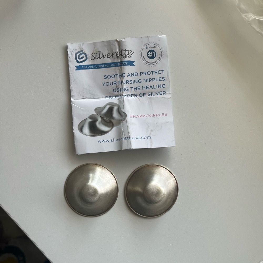 Silverette Nursing Cups in GUC
